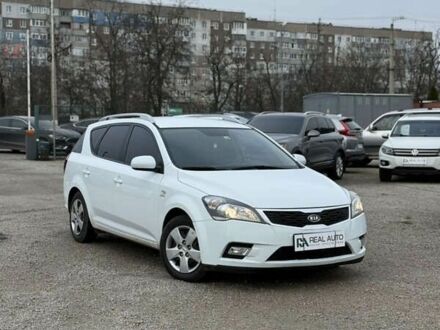 Кіа Сід, об'ємом двигуна 1.4 л та пробігом 187 тис. км за 6400 $, фото 1 на Automoto.ua
