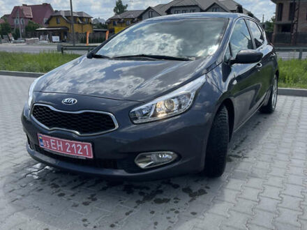 Киа Сид, объемом двигателя 1.4 л и пробегом 176 тыс. км за 8800 $, фото 1 на Automoto.ua