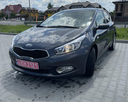 Киа Сид, объемом двигателя 1.4 л и пробегом 176 тыс. км за 8800 $, фото 1 на Automoto.ua