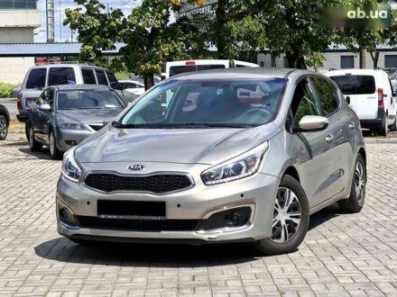 Киа Сид 2016 в Днепре (Днепропетровске) на Automoto.ua Киа Сид, объемом двигателя 1.6 л и пробегом 83 тыс. км за 13300 $, фото 1 на Automoto.ua