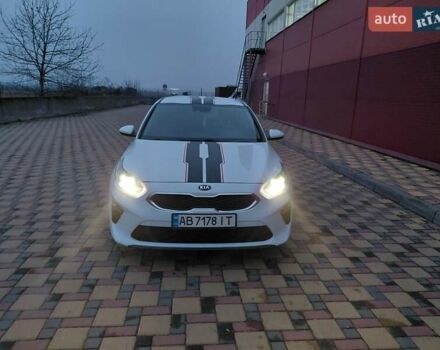 Киа Сид, объемом двигателя 1.6 л и пробегом 89 тыс. км за 13499 $, фото 1 на Automoto.ua