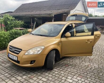 Киа Сид 2007 в Хмельницком на Automoto.ua Желтый Киа Сид, объемом двигателя 1.59 л и пробегом 198 тыс. км за 4000 $, фото 23 на Automoto.ua