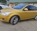 Желтый Киа Сид, объемом двигателя 1.6 л и пробегом 203 тыс. км за 5500 $, фото 1 на Automoto.ua