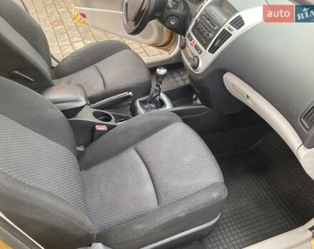 Киа Сид 2007 в Хмельницком на Automoto.ua Желтый Киа Сид, объемом двигателя 1.59 л и пробегом 198 тыс. км за 4000 $, фото 13 на Automoto.ua