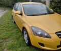 Желтый Киа Сид, объемом двигателя 1.4 л и пробегом 140 тыс. км за 4800 $, фото 3 на Automoto.ua