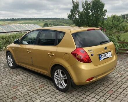 Киа Сид 2007 в Хмельницком на Automoto.ua Желтый Киа Сид, объемом двигателя 1.59 л и пробегом 198 тыс. км за 4000 $, фото 6 на Automoto.ua