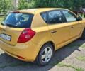 Желтый Киа Сид, объемом двигателя 1.4 л и пробегом 162 тыс. км за 5200 $, фото 4 на Automoto.ua