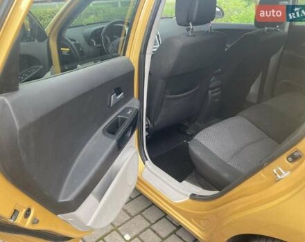 Киа Сид 2007 в Хмельницком на Automoto.ua Желтый Киа Сид, объемом двигателя 1.59 л и пробегом 198 тыс. км за 4000 $, фото 9 на Automoto.ua