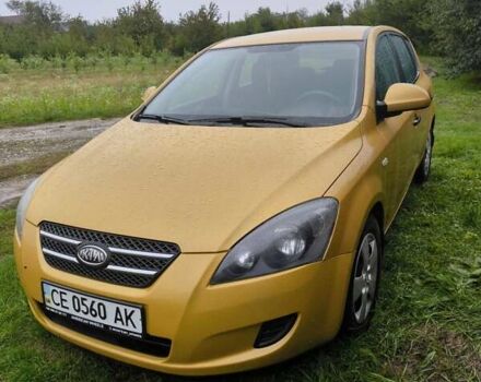 Желтый Киа Сид, объемом двигателя 1.4 л и пробегом 140 тыс. км за 4800 $, фото 1 на Automoto.ua