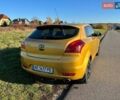 Желтый Киа Сид, объемом двигателя 2 л и пробегом 180 тыс. км за 6000 $, фото 6 на Automoto.ua