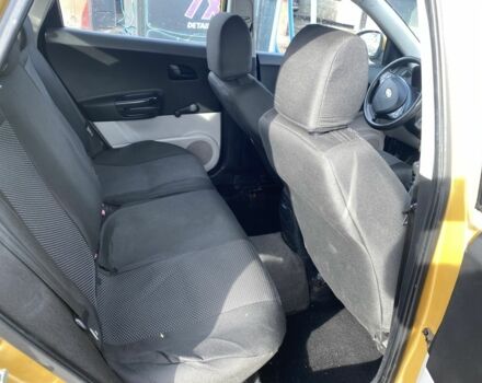 Желтый Киа Сид, объемом двигателя 1.4 л и пробегом 360 тыс. км за 3700 $, фото 8 на Automoto.ua