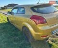 Желтый Киа Сид, объемом двигателя 2 л и пробегом 180 тыс. км за 6000 $, фото 10 на Automoto.ua