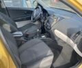 Желтый Киа Сид, объемом двигателя 1.4 л и пробегом 360 тыс. км за 3700 $, фото 9 на Automoto.ua