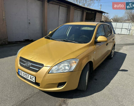 Желтый Киа Сид, объемом двигателя 1.6 л и пробегом 206 тыс. км за 5200 $, фото 10 на Automoto.ua