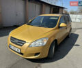 Желтый Киа Сид, объемом двигателя 1.6 л и пробегом 206 тыс. км за 5200 $, фото 10 на Automoto.ua