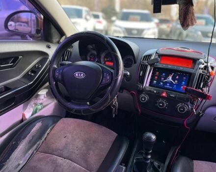Жовтий Кіа Сід, об'ємом двигуна 1.4 л та пробігом 258 тис. км за 5400 $, фото 11 на Automoto.ua