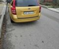 Желтый Киа Сид, объемом двигателя 1.58 л и пробегом 270 тыс. км за 5300 $, фото 3 на Automoto.ua