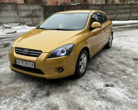 Жовтий Кіа Сід, об'ємом двигуна 1.6 л та пробігом 108 тис. км за 6000 $, фото 1 на Automoto.ua