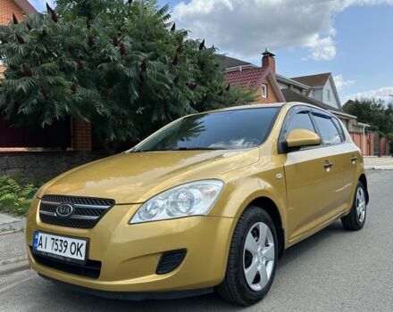 Жовтий Кіа Сід, об'ємом двигуна 1.6 л та пробігом 201 тис. км за 5900 $, фото 1 на Automoto.ua