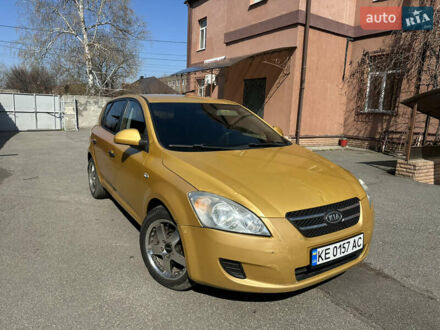 Киа Сид 2008 в Днепре (Днепропетровске) на Automoto.ua Желтый Киа Сид, объемом двигателя 1.6 л и пробегом 206 тыс. км за 5200 $, фото 1 на Automoto.ua