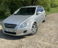 Серый Киа Сид, объемом двигателя 1.4 л и пробегом 220 тыс. км за 5200 $, фото 1 на Automoto.ua