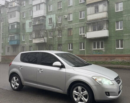 Серый Киа Сид, объемом двигателя 2 л и пробегом 278 тыс. км за 6300 $, фото 1 на Automoto.ua