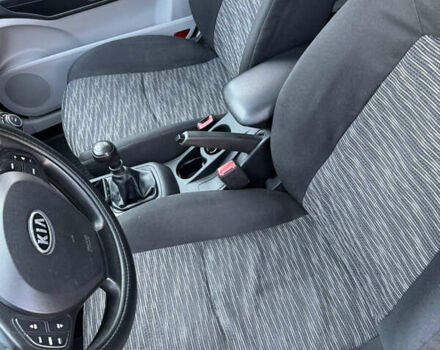 Серый Киа Сид, объемом двигателя 1.6 л и пробегом 205 тыс. км за 5800 $, фото 9 на Automoto.ua