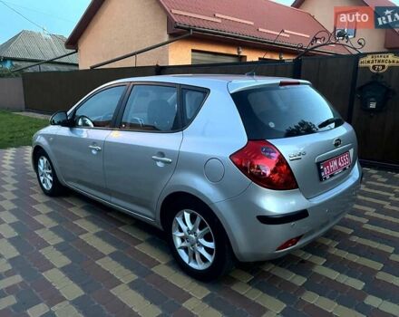 Сірий Кіа Сід, об'ємом двигуна 2 л та пробігом 136 тис. км за 7499 $, фото 11 на Automoto.ua