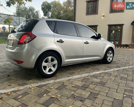 Сірий Кіа Сід, об'ємом двигуна 1.4 л та пробігом 173 тис. км за 5200 $, фото 5 на Automoto.ua