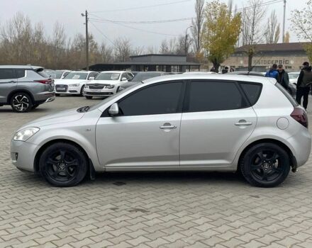Сірий Кіа Сід, об'ємом двигуна 1.6 л та пробігом 244 тис. км за 5500 $, фото 3 на Automoto.ua