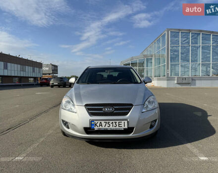 Серый Киа Сид, объемом двигателя 1.6 л и пробегом 134 тыс. км за 4900 $, фото 1 на Automoto.ua
