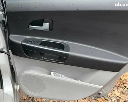 Серый Киа Сид, объемом двигателя 1.6 л и пробегом 227 тыс. км за 5590 $, фото 18 на Automoto.ua