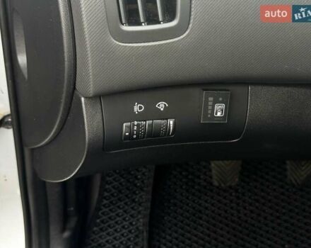 Серый Киа Сид, объемом двигателя 1.6 л и пробегом 230 тыс. км за 4900 $, фото 10 на Automoto.ua