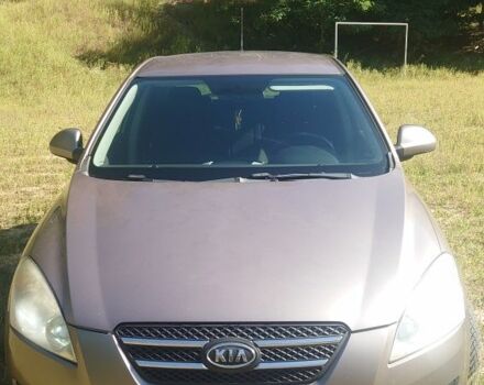 Серый Киа Сид, объемом двигателя 1.6 л и пробегом 277 тыс. км за 4950 $, фото 1 на Automoto.ua