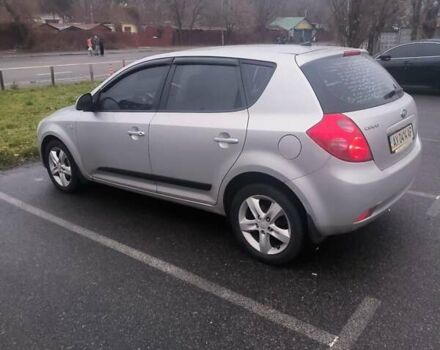 Серый Киа Сид, объемом двигателя 1.6 л и пробегом 228 тыс. км за 5500 $, фото 4 на Automoto.ua