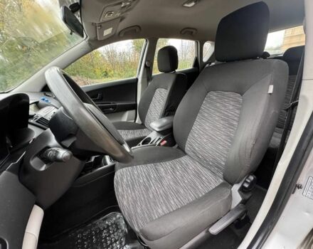 Серый Киа Сид, объемом двигателя 1.4 л и пробегом 254 тыс. км за 4900 $, фото 8 на Automoto.ua
