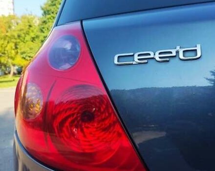 Серый Киа Сид, объемом двигателя 1.6 л и пробегом 210 тыс. км за 5500 $, фото 8 на Automoto.ua