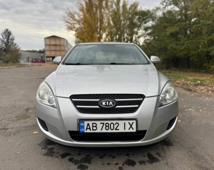 Серый Киа Сид, объемом двигателя 1.4 л и пробегом 254 тыс. км за 4900 $, фото 1 на Automoto.ua