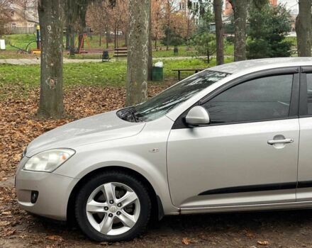 Серый Киа Сид, объемом двигателя 1.6 л и пробегом 227 тыс. км за 5590 $, фото 3 на Automoto.ua
