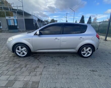 Сірий Кіа Сід, об'ємом двигуна 1.6 л та пробігом 305 тис. км за 5500 $, фото 1 на Automoto.ua