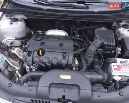 Серый Киа Сид, объемом двигателя 1.6 л и пробегом 147 тыс. км за 5800 $, фото 2 на Automoto.ua