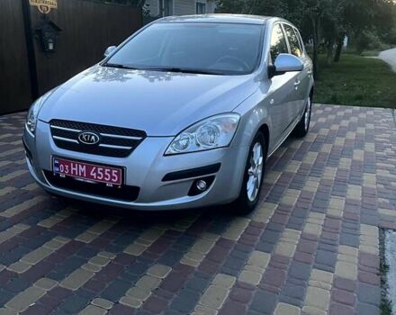 Киа Сид 2007 в Нежине на Automoto.ua Серый Киа Сид, объемом двигателя 2 л и пробегом 136 тыс. км за 7250 $, фото 11 на Automoto.ua