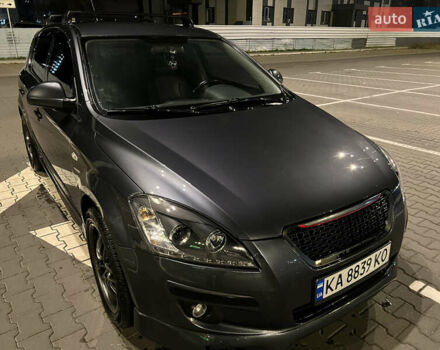 Серый Киа Сид, объемом двигателя 1.6 л и пробегом 192 тыс. км за 6000 $, фото 4 на Automoto.ua