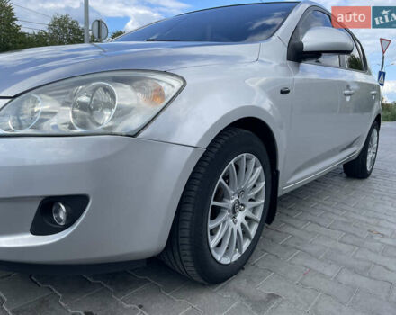 Сірий Кіа Сід, об'ємом двигуна 1.6 л та пробігом 222 тис. км за 5800 $, фото 5 на Automoto.ua