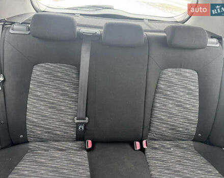Серый Киа Сид, объемом двигателя 1.4 л и пробегом 188 тыс. км за 3800 $, фото 33 на Automoto.ua