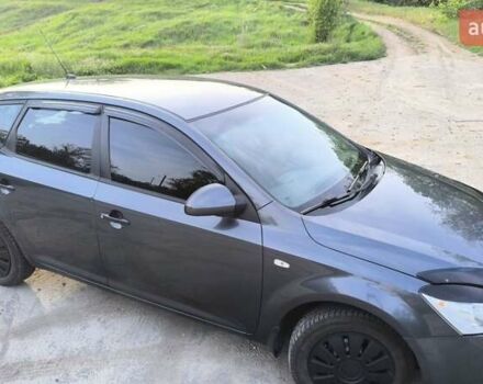 Сірий Кіа Сід, об'ємом двигуна 1.4 л та пробігом 233 тис. км за 4590 $, фото 9 на Automoto.ua