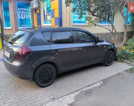 Сірий Кіа Сід, об'ємом двигуна 1.4 л та пробігом 233 тис. км за 4590 $, фото 3 на Automoto.ua