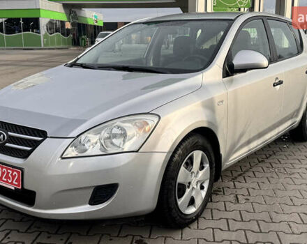 Серый Киа Сид, объемом двигателя 1.6 л и пробегом 216 тыс. км за 4800 $, фото 4 на Automoto.ua