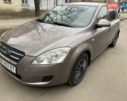 Киа Сид 2007 в Киеве на Automoto.ua Серый Киа Сид, объемом двигателя 1.4 л и пробегом 220 тыс. км за 5000 $, фото 3 на Automoto.ua
