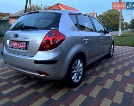 Сірий Кіа Сід, об'ємом двигуна 2 л та пробігом 136 тис. км за 7800 $, фото 5 на Automoto.ua